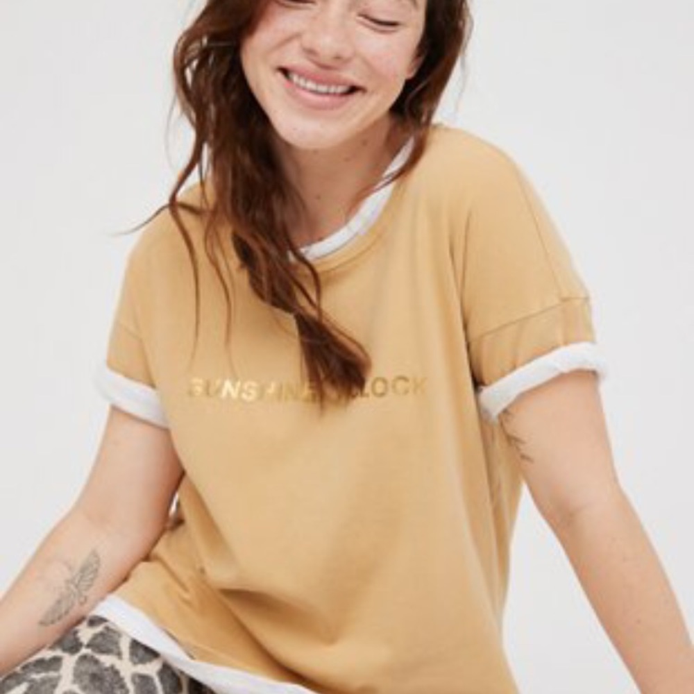 Aerie Offline “Sunshine O’Clock” T-shirt